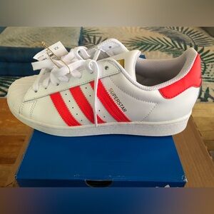Women’s Adidas Superstar